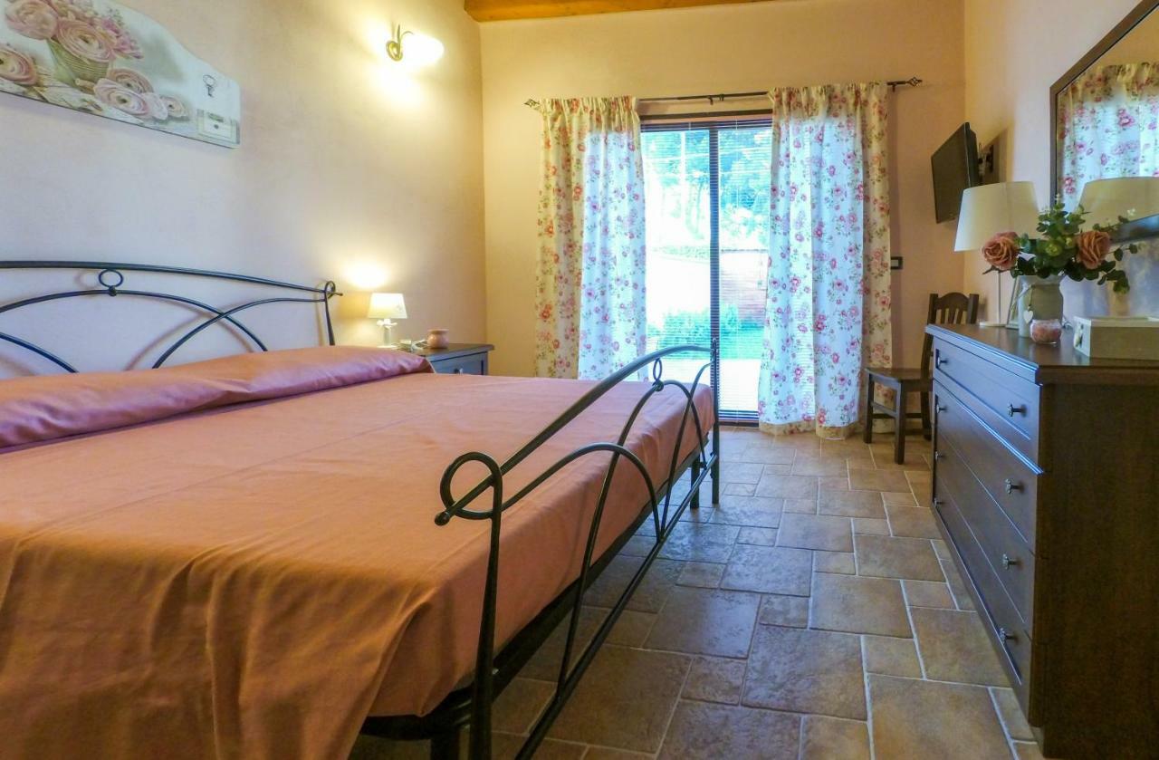 Le Perle Azzurre Vila Fontane Bianche Exterior foto