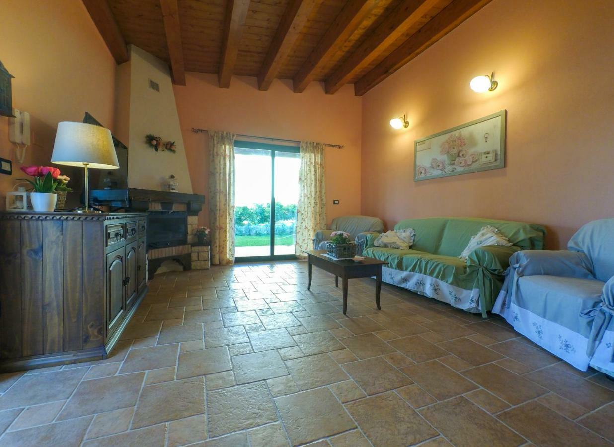 Le Perle Azzurre Vila Fontane Bianche Exterior foto