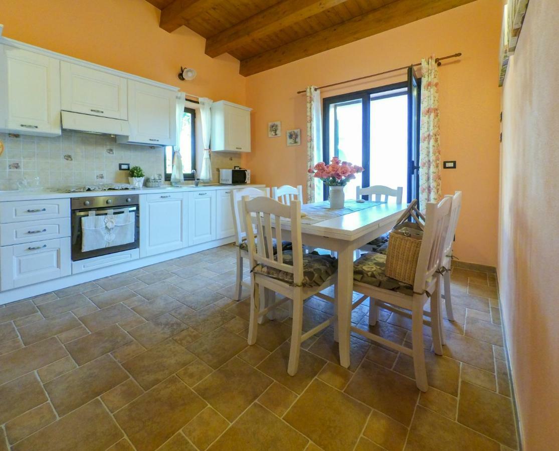Le Perle Azzurre Vila Fontane Bianche Exterior foto