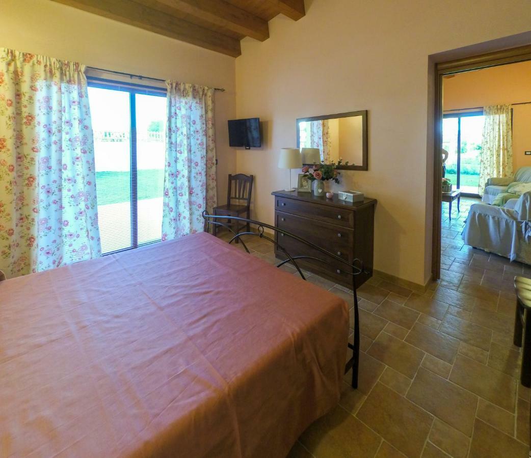 Le Perle Azzurre Vila Fontane Bianche Exterior foto