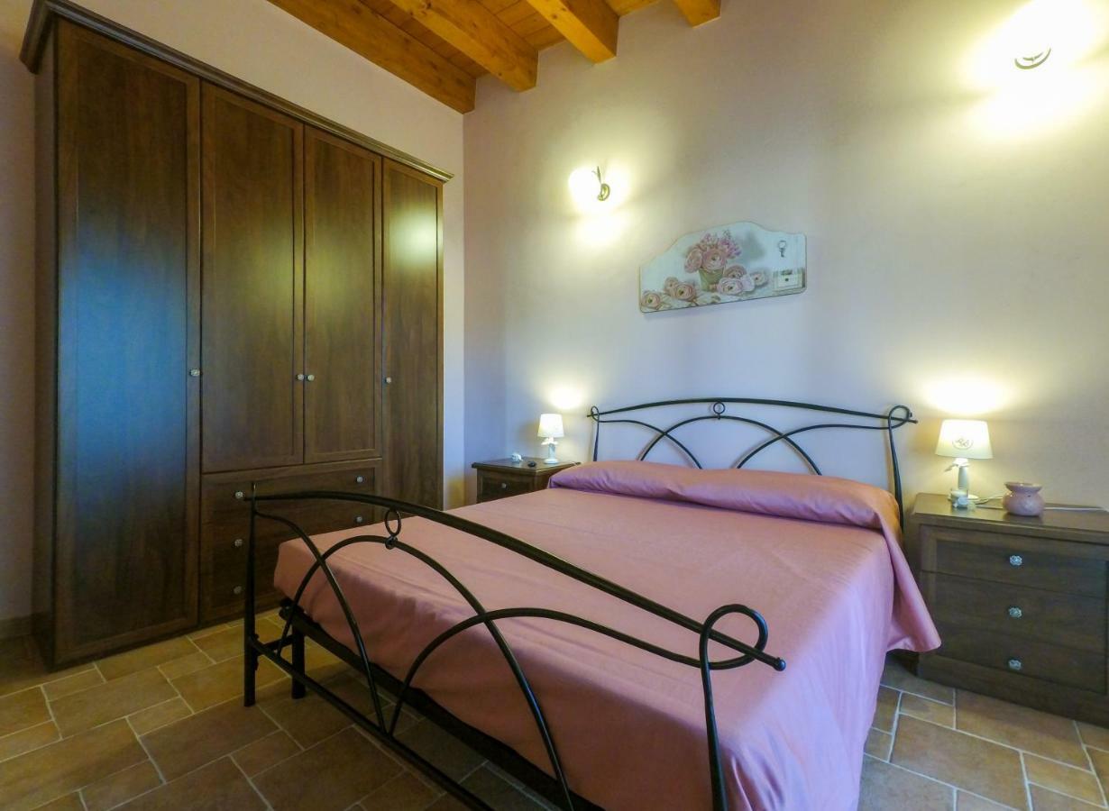 Le Perle Azzurre Vila Fontane Bianche Exterior foto