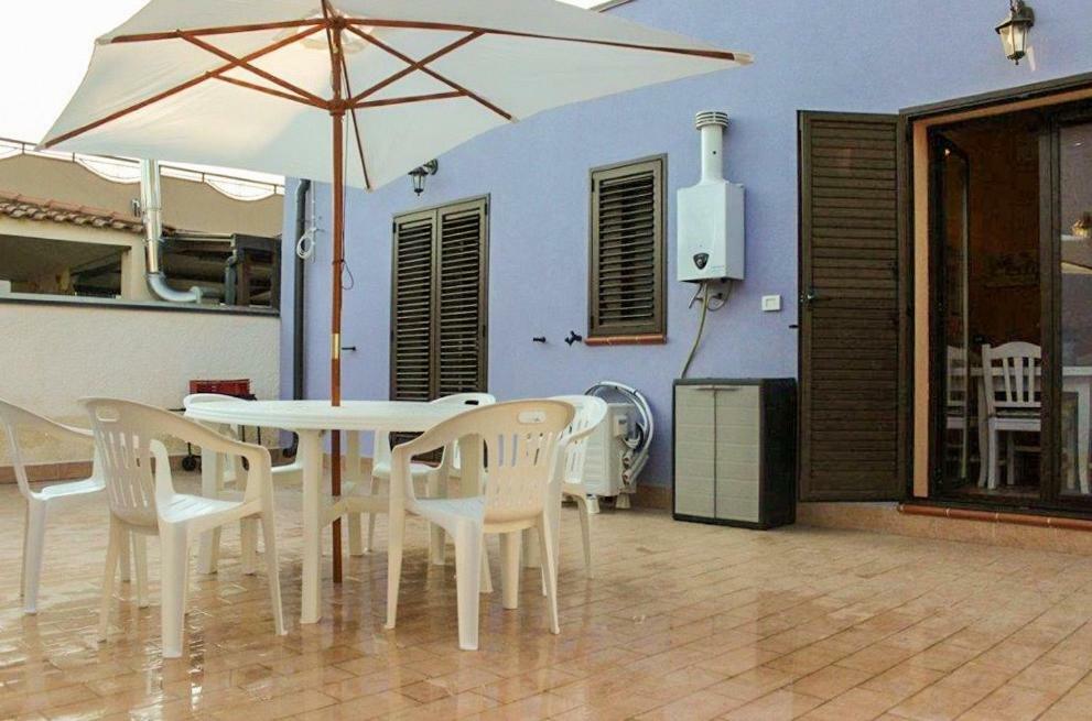 Le Perle Azzurre Vila Fontane Bianche Exterior foto